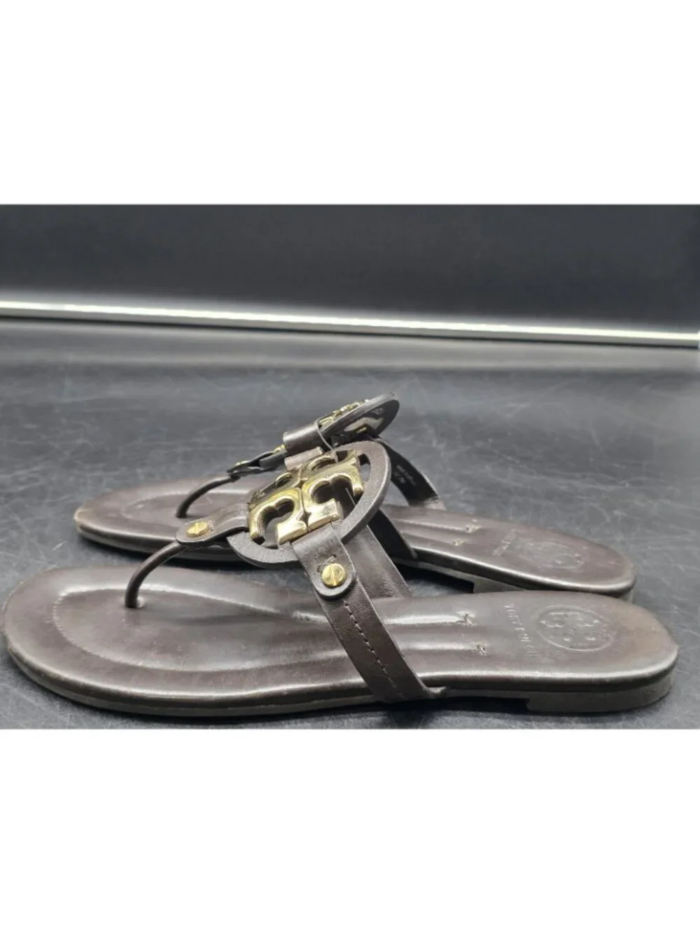 Tory Burch Sandals Womens Size 7 Brown Miller Logo Leather Thong Flat Shoes